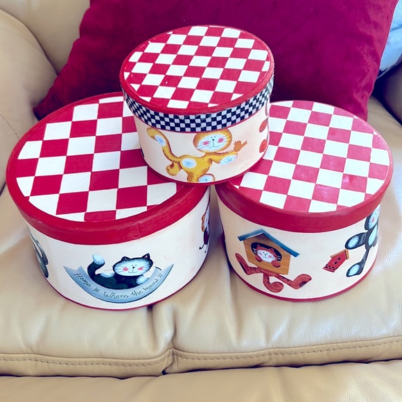 Nested 3 Cats 7" x 4.5" 6" x 4.25" 4.5"x3" Round Lids Gift Stackable Boxes NEW - Picture 1 of 7